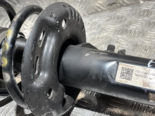 стойка амортизатора передняя правая, ориг. номер 7N0413031J, Volkswagen Sharan 2 поколение [рестайлинг] 2015-2022
