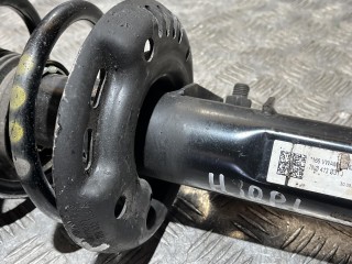 стойка амортизатора передняя левая, ориг. номер 7N0413031J, Volkswagen Sharan 2 поколение [рестайлинг] 2015-2022
