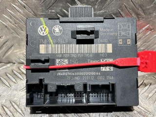 модуль управления двери задней правой, ориг. номер 7N0959794F, 7N0959795B, Volkswagen Sharan 2 поколение 2010-2015