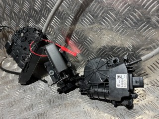 замок двери сдвижной, ориг. номер 7N0843642J, 7N0839003C, 7N0839016C, 7N0843745B, Volkswagen Sharan 2 поколение 2010-2015