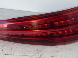 фонарь задний правый Audi Q3 8U [рестайлинг] 2014-2018, 8U0945094M