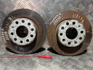 диск тормозной задний Volkswagen Touran 2 поколение 2015-2021, 1K0615601AA
