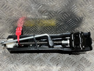 домкрат Volkswagen Passat B7 2011-2015, 3C0011031B