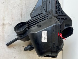 корпус воздушногo фильтра Audi Q5 8R 2008-2012, CDNC, 2.0 л, 8K0133837AB