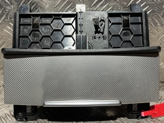 пепельница Audi Q7 4L [рестайлинг] 2009-2015, левый руль, 4L0857951