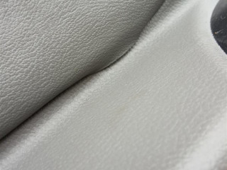 Обшивка двери передняя левая, Mitsubishi L200 2015-2019