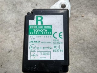 Блок управления двери Toyota Rav 4 (XA30), 8974142220