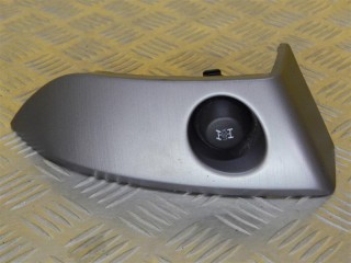 Кнопка Toyota Rav 4 (XA30), левый руль, 8472442020