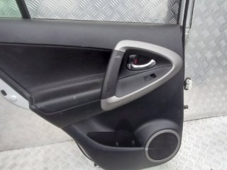 Обшивка двери задняя левая, ориг. номер 6764042330B0, Toyota Rav 4 (XA30)