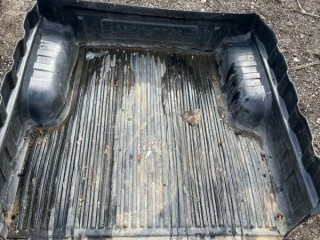 Вкладыш в кузов пикапа Toyota Hilux Пикап 2011-2015
