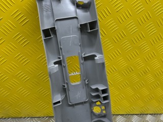 Обшивка стойки центральной левой, ориг. номер 62412KK020, Toyota Hilux 2015-2020