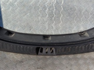 Накладка замка багажника Kia Sportage III SL, 857703U010