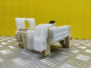 Блок предохранителей, ориг. номер 635833724K, Toyota Rav 4 (CA40) 2012-2015