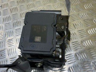 Блок ABS Nissan Navara (D40) Пикап 2010-2015, 476605X70E