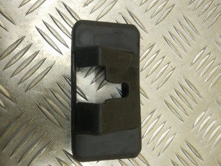 Накладка замка багажника Lexus LX 570 2007-2012, 6932160010