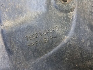 Брызговик передний левый, ориг. номер 766220K040, Toyota Hilux Пикап 2008-2011