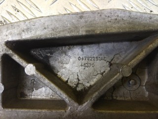 Кронштейн КПП, ориг. номер 04792251AC, Chrysler PT Cruiser 2000-2010 2000-2006