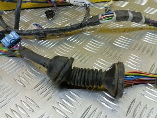 Проводка двери передняя правая, ориг. номер 821510K022, Toyota Hilux 2008-2011