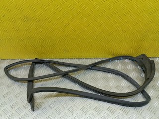Уплотнитель двери передней левой, 5076869AB, Dodge Journey I