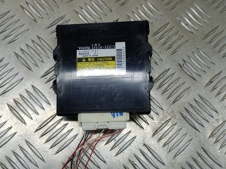 Блок управления полным приводом Toyota Rav 4 (XA30), 8963042010
