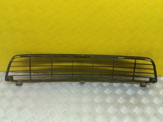 Решетка в бампер, ориг. номер 531120K060, Toyota Hilux Пикап 2011-2015