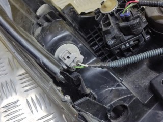 Фара левая, ориг. номер 811500K420, Toyota Hilux Пикап 2011-2015