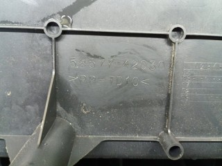 Ящик для инструментов, ориг. номер 5857742030, Toyota Rav 4 (XA30)