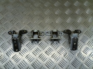 Петля двери Mitsubishi L200 Пикап 2015-2019