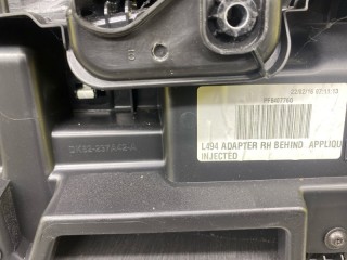 Обшивка двери передняя правая, ориг. номер LR047096, Land Rover Range Rover Sport II 2013-2017