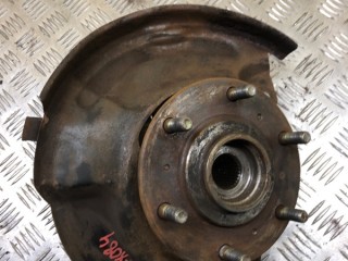 Кулак поворотный левый Mitsubishi L200 Пикап 2005-2006, MR992377