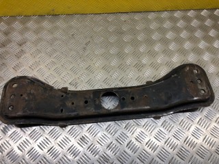 Балка под КПП Mitsubishi L200 Пикап 2006-2011, МКПП, MR995060