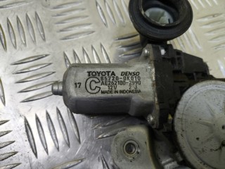 Стеклоподъемник электр. передний левый, ориг. номер 857200K010, Toyota Hilux 2015-2020