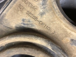 Чехол кулисы, ориг. номер 582880K110, Toyota Hilux Пикап 2011-2015