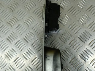 Кнопка стеклоподъемника переднего правого, ориг. номер MR587955, Mitsubishi Pajero Sport II Внедорожник 2008-2013