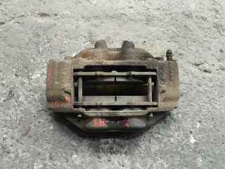 Суппорт передний правый, ориг. номер 477300K190, Toyota Hilux Пикап 2011-2015