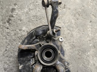Кулак поворотный правый Toyota Hilux Пикап 2011-2015, 432110K030