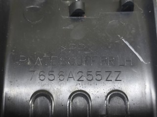 Накладка на порог внутренняя задняя левая, ориг. номер 7656A255ZZ, Mitsubishi L200 Пикап 2015-2019