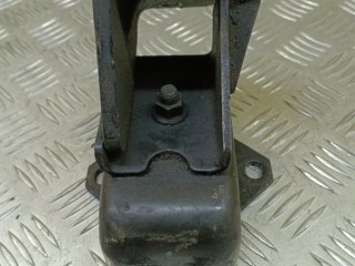 Подушка крепления двигателя, ориг. номер MR992670, Mitsubishi L200 2006-2011