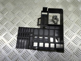 Распределитель тока Chevrolet Tahoe IV 2014-2021, 84095546