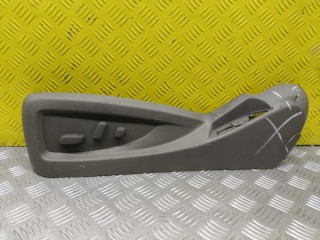 Кнопка регулировки сидения Chevrolet Tahoe IV 2014-2021, 23247095