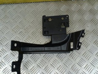 Кронштейн заднего бампера правый, ориг. номер LR048696, Land Rover Range Rover Evoque I 2015-2018
