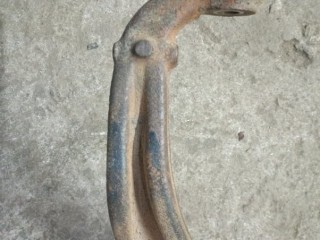 Кулак поворотный левый Nissan Pathfinder (R51M) 2004-2010, 40015EB000