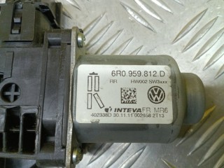 Моторчик стеклоподъемника задний правый, ориг. номер 6R0959812D, Volkswagen Amarok 2010-2016