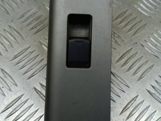 Кнопка стеклоподъемника заднего правого, ориг. номер 82960EA300, Nissan Pathfinder (R51M) 2004-2010