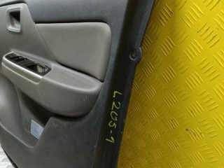Обшивка двери передняя правая, ориг. номер 7221C554ZZ, Mitsubishi L200 Пикап 2015-2019