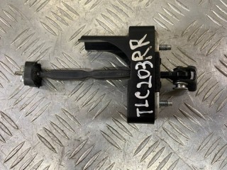 Ограничитель открывания двери Toyota Land Cruiser 200 2007-2012, 6863060111