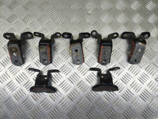 Петля двери Toyota Land Cruiser Prado 120 Внедорожник 2007-2009, 6871035031