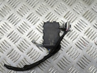 Блок электронный Toyota Hilux Пикап 2020-2026, 8910071011
