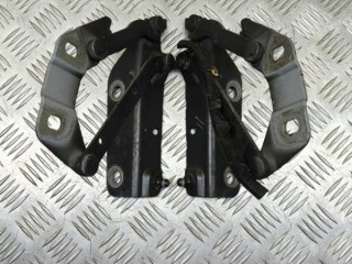 Петля капота Land Rover Freelander II 2010-2012, LR001562