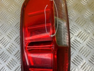 Фонарь задний правый Nissan Navara (D40) 2005-2010, 26550EB38B